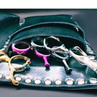 Juntetsu Kuro Flat Holster - 4 Professional Scissors (SKU: JUN-KURO-4PC)