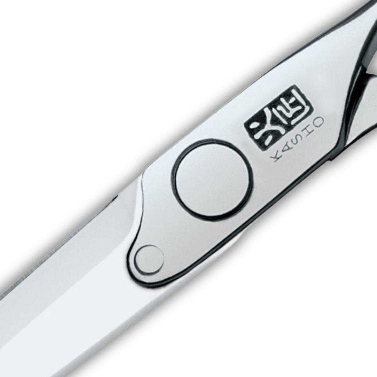 Kasho Ceramic hair cutting scissors blade detail