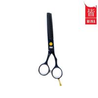 Mina Traditional 30-tooth thinning blade close-up